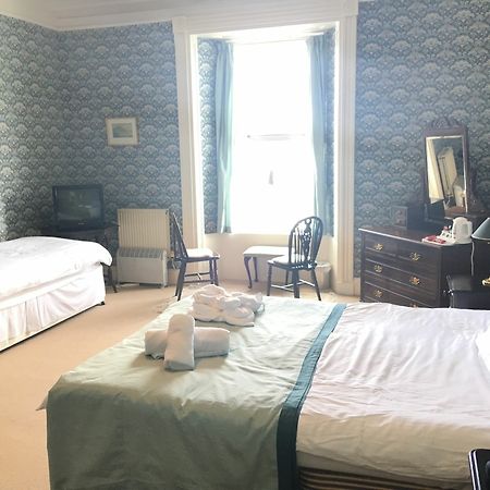 Cannon House Hotel Ротсей Екстериор снимка
