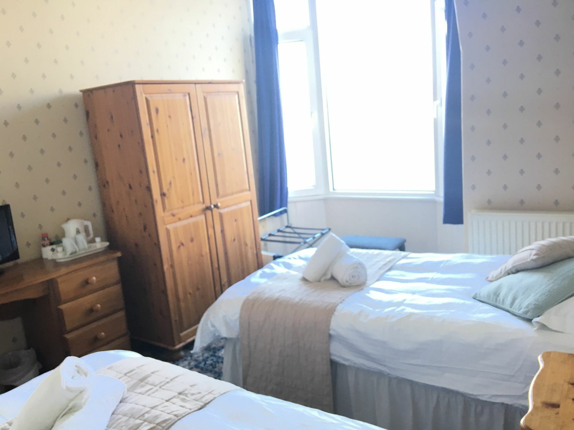 Cannon House Hotel Ротсей Екстериор снимка